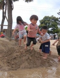 水たまりに