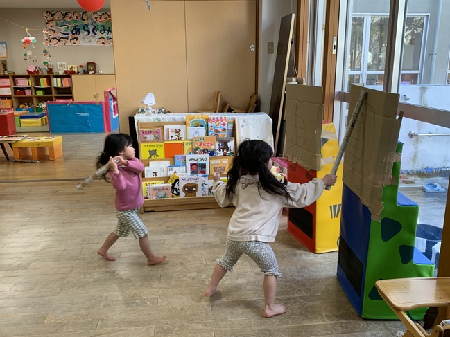 お正月に剣道ごっこ