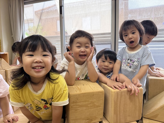 ウレタン積み木遊び